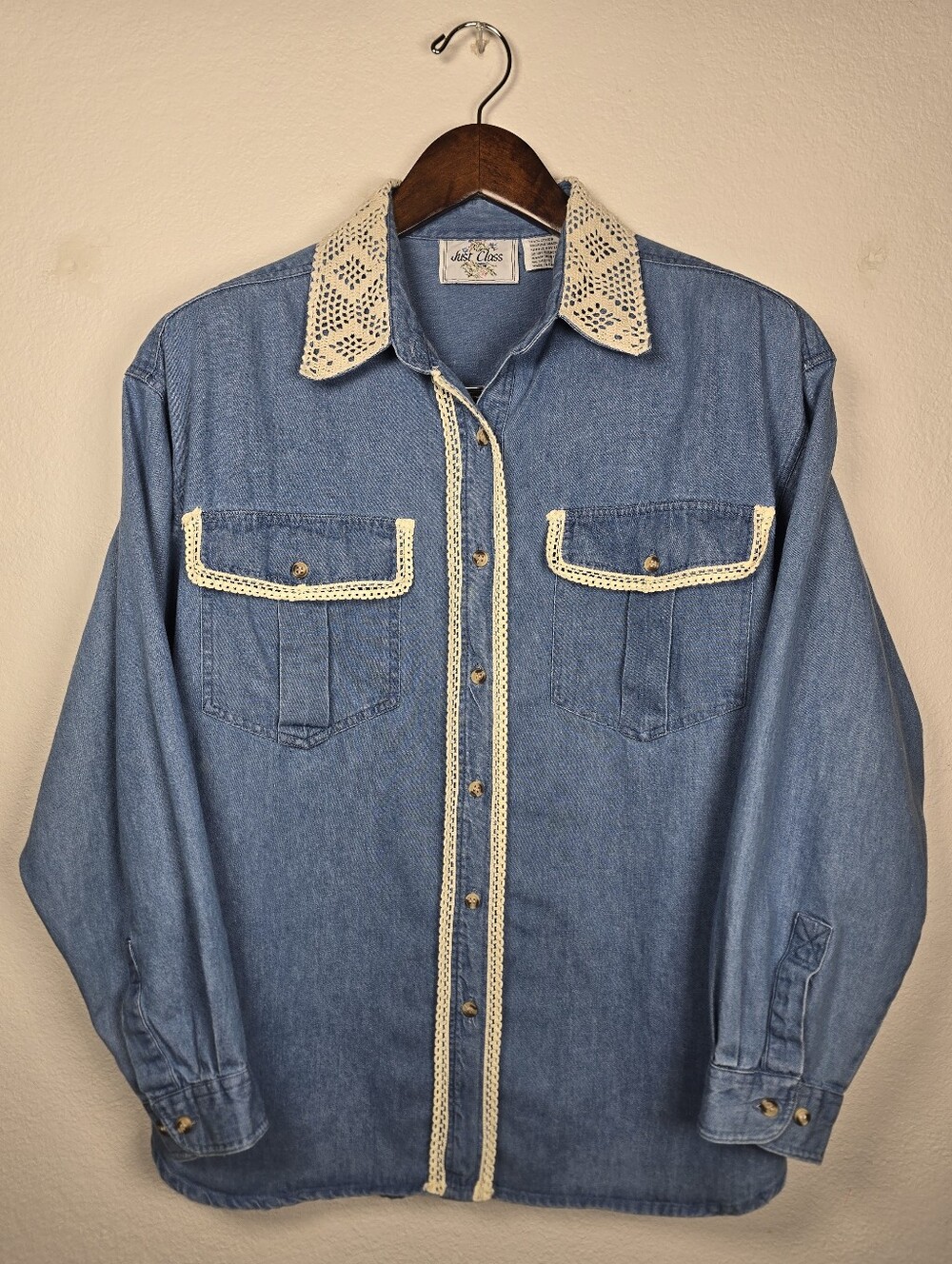 VTG 90s Just Class Denim Crochet Lace Trim Button Up Shirt Size Large